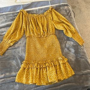 Size small yellow dress. Worn twice